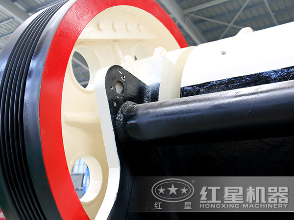 颚式破碎机飞轮结构 颚式破碎机飞轮结构