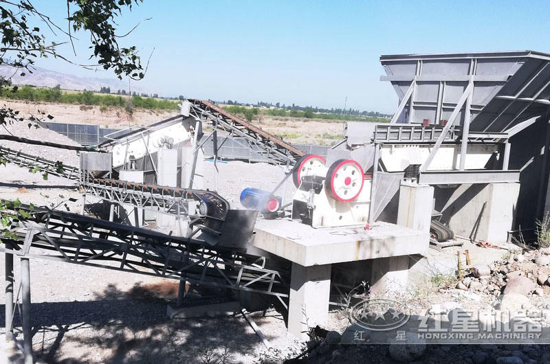 石子破碎生产线现场 石子破碎生产线现场